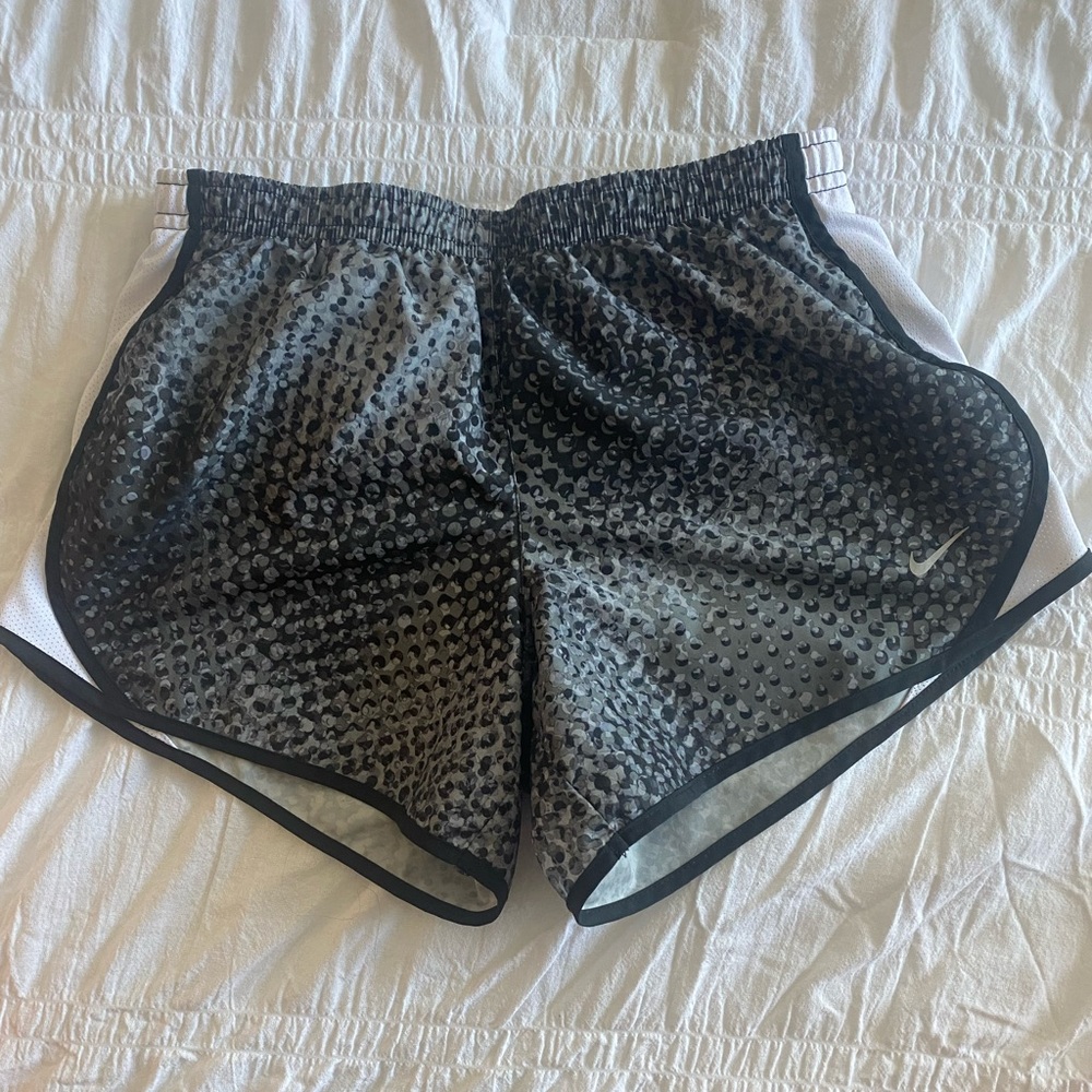 Girls nike dry fit shorts